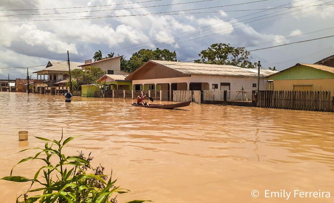 Com 28 mil pessoas afetadas pela enchente, prefeita Maria Lucinéia decreta estado de calamidade pública em Tarauacá